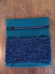 Pet Screen Pouches - Lyn Brown's Quilting Blog